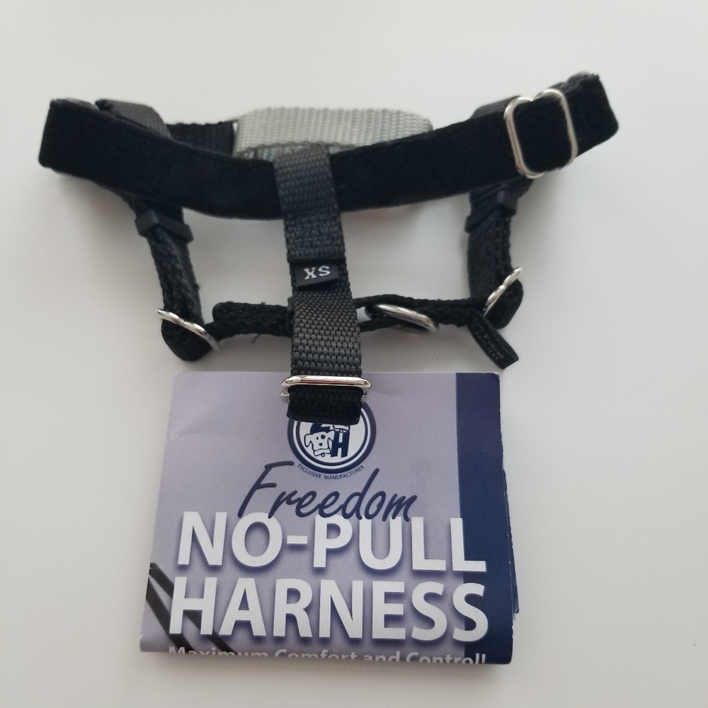 No-Pull Harness by 2 Hounds Design Freedom XS
